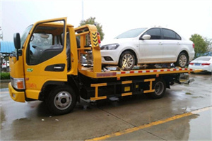 富源附近拖车救援24小时服务热线